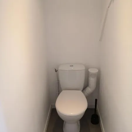 Courcelles 41 דירה